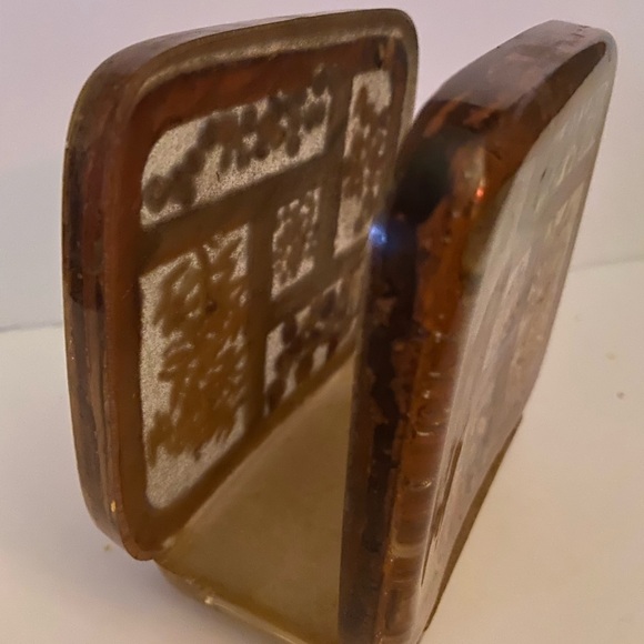 Gamut Designs Napkin Holder Dry Seeds Lucite Resin Made USA - Picture 2 of 5
